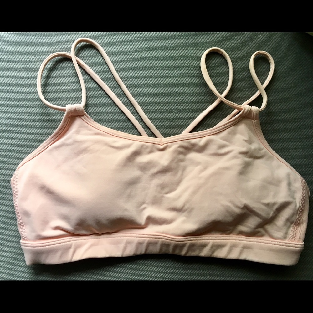 Lululemon sports bra